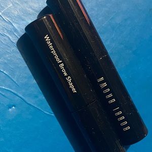 Bobbi brown brow shaper